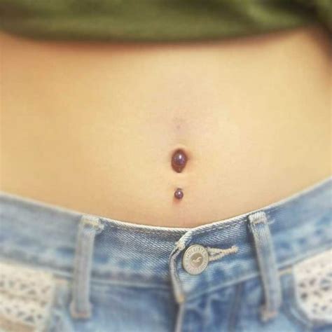 inverse belly button piercing